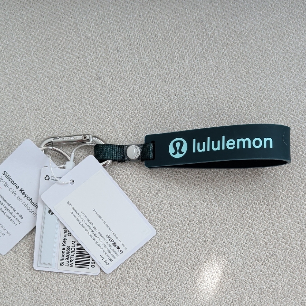 Lululemon Teal Silicone Key Chain NWT